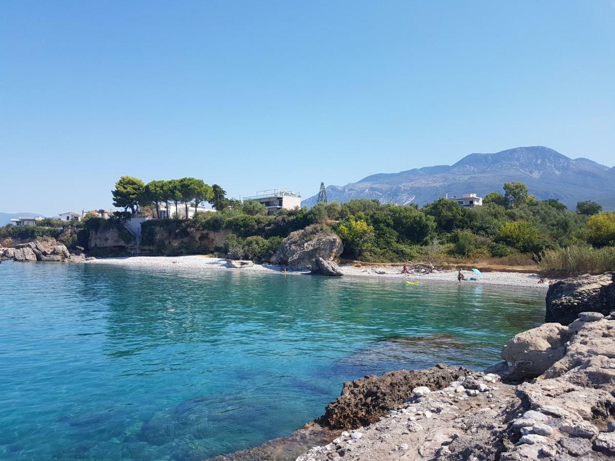 Gkionis Daire Kalamata